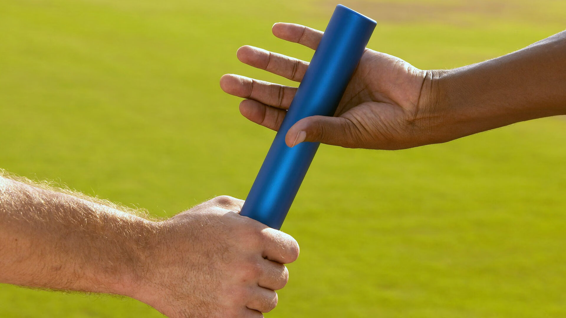 英格兰球员赛后互拥而泣，英格兰队球员